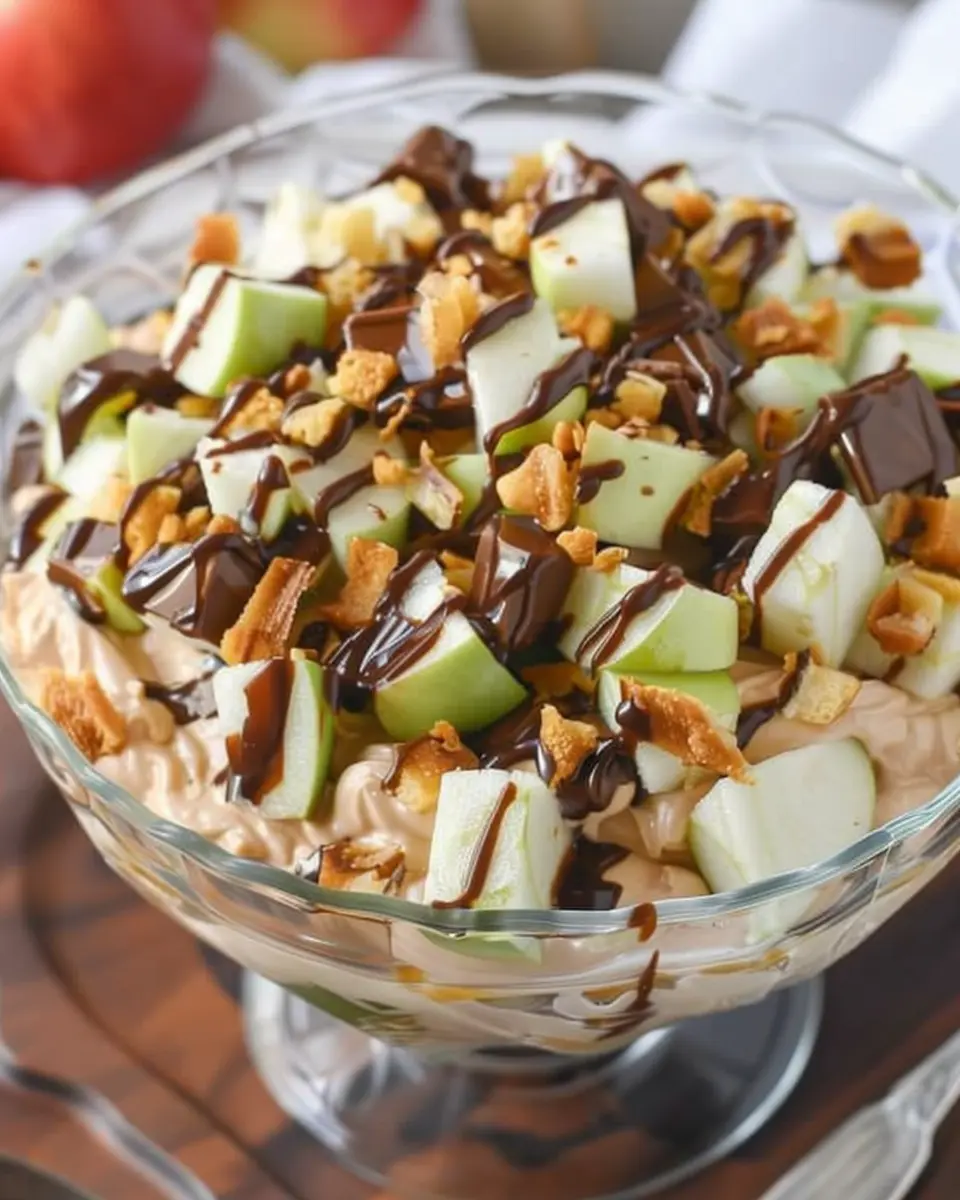 Snickers Apple Salad: The Easy Indulgent Treat Everyone Loves