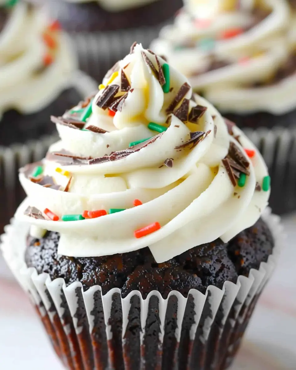 Chocolate Cupcakes with Vanilla Frosting: The Best Homemade Treat